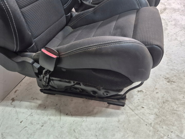 фото №7, Сидіння диван шкіра renault megane iii gt-line купе