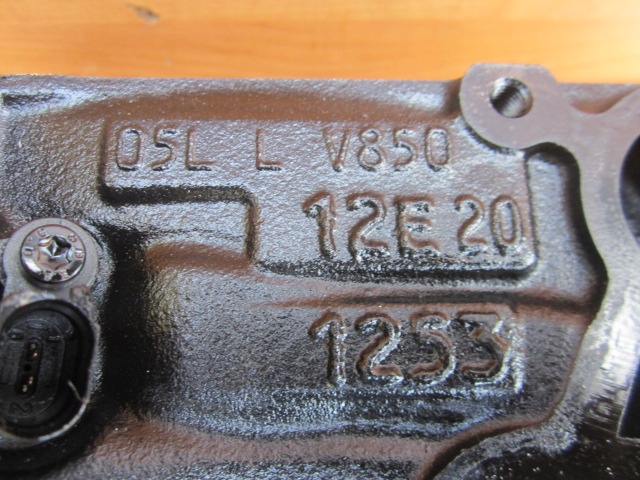 фото №11, Vw skoda audi seat блок  двигуна стійка dst 2.0 tdi 05l09j20v850