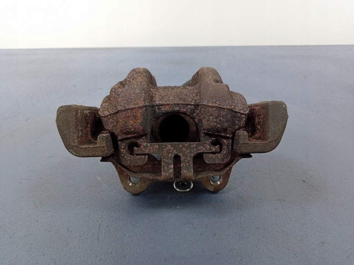 фото №4, Bmw 3 f34 f30 суппорт зад левый скоба 20/300