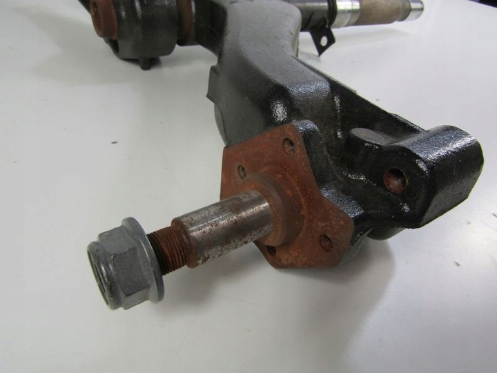 фото №11, Kangoo i рычаг нижний зад правый półbelka