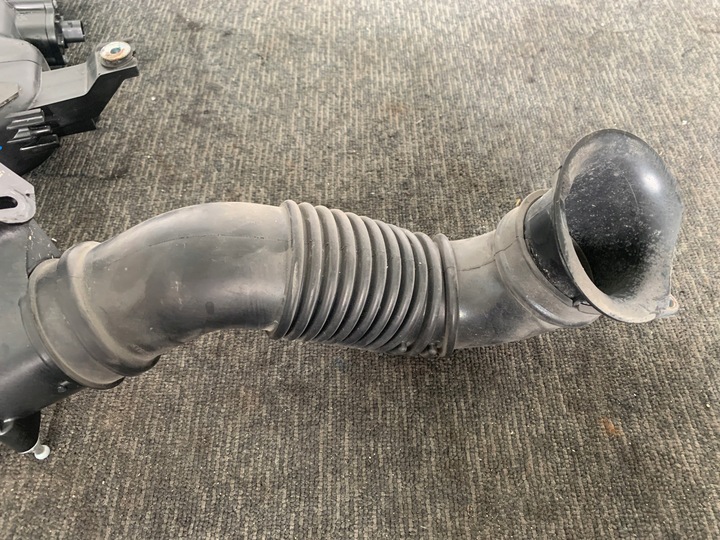 фото №9, Suzuki sx4 s-cross рестайлінг 1.0 19r корпус фільтра повітропровід повітря оригінал