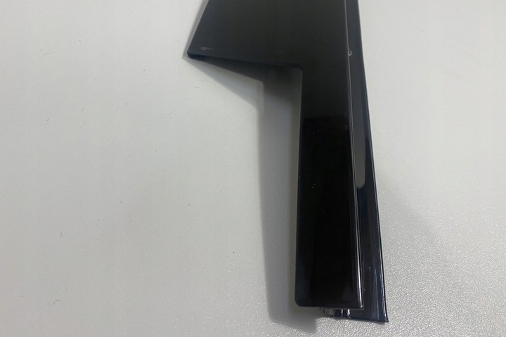 фото №7, Планка вертикальна передніх правих двері bmw 5 g30 7390122 4.4l бензин