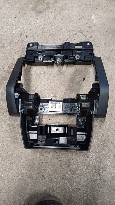 фото №1, Renault captur ii 19- корпус радіо захист 280388301r