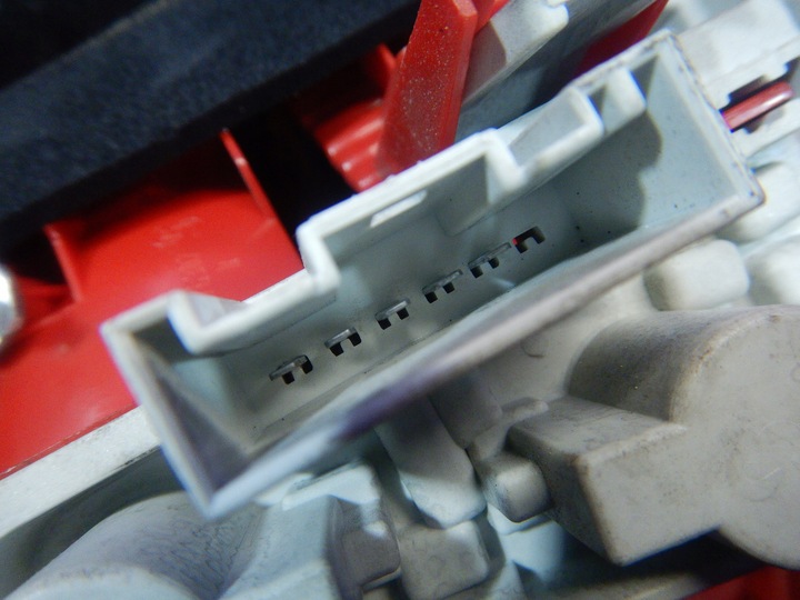 фото №6, Bmw e90 sedan 04-10 лампа зад правая 6937458