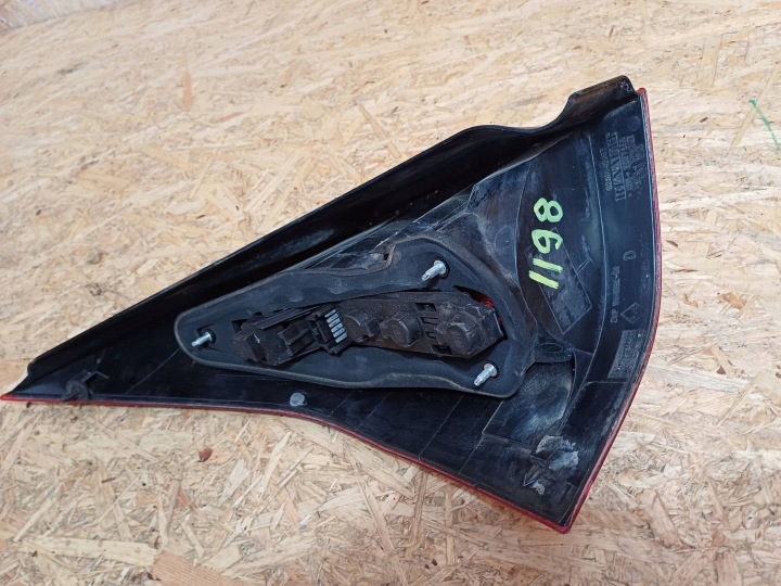 фото №7, Фара правая задняя зад oem номер 8200142683 renault megane 2 ii 03-12