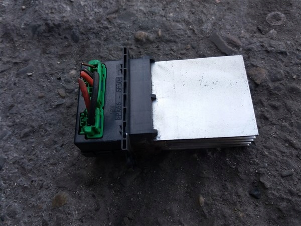 фото №4, Резистор нагревателя jeż резистор renault clio iii 3 f657165w/q