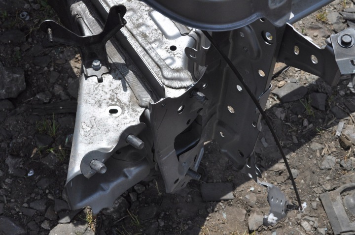 фото №8, Toyota bz4x чверть лонжерон фартух праве перед права лак 1l5 2024r