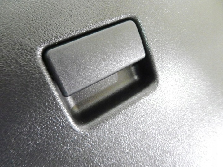 фото №4, Бардачок пасажира toyota yaris iii 11-18
