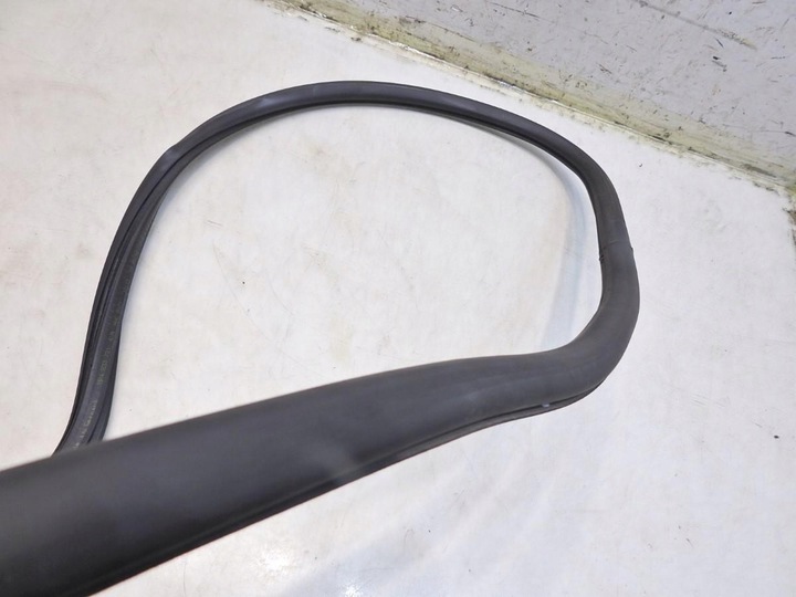 фото №6, Прокладка дверь правые зад audi a3 8p sportback 8p4833721