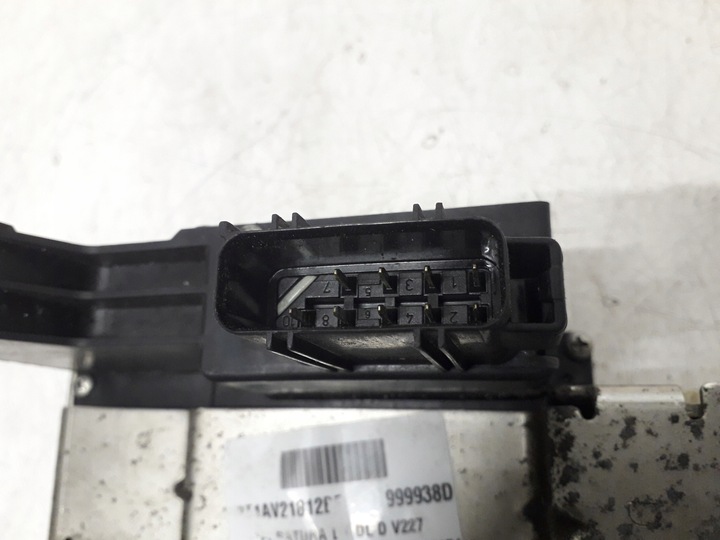 фото №7, Ford transit connect 02-13 замок дверь правые перед 9-pin 2t1av21812be