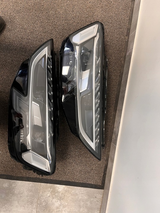 фото №12, Комплект лампа l+p audi a8 d5 рестайлінг 22 повний led matrix 4n0941035c/036c оригінальний номер