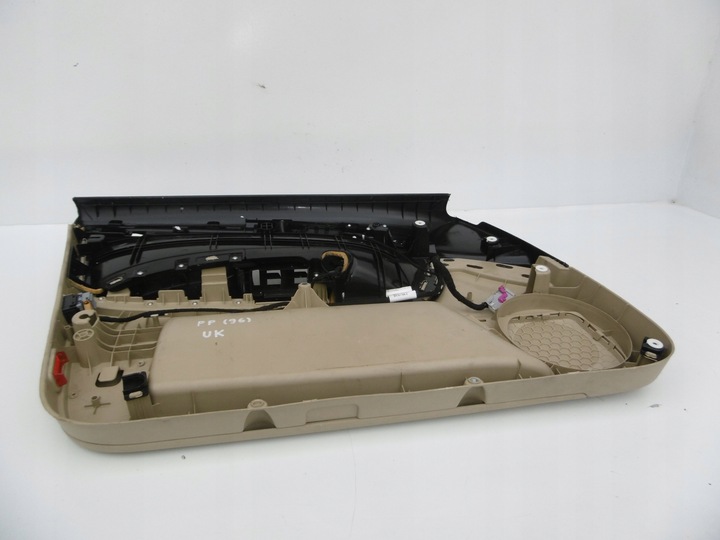 фото №15, Боковина обивка дверь правые перед 5d audi a3 8p