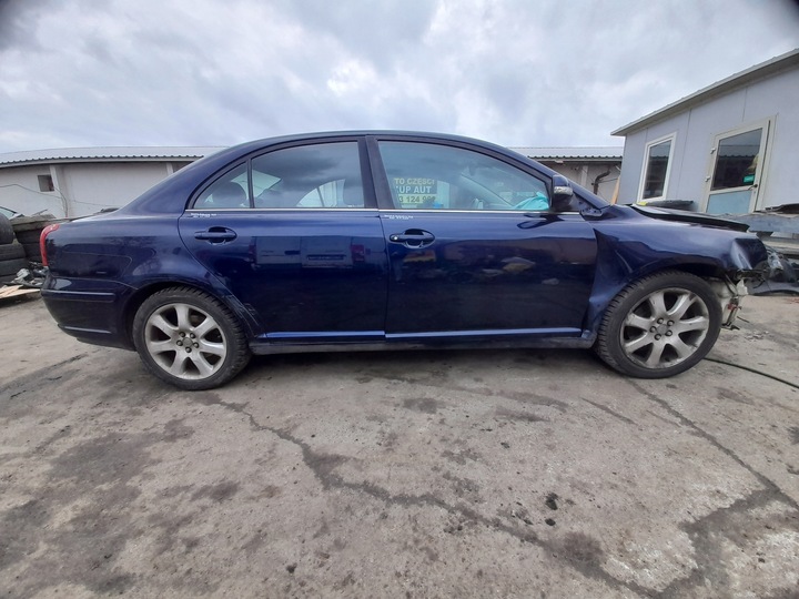 фото №14, Toyota avensis t25 двері правий перед праві 8s6