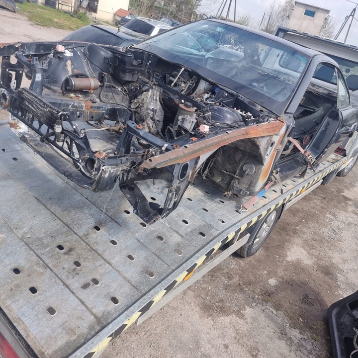 фото №5, Bmw 8 e31 840 850 кузов каркас голый кузов eu