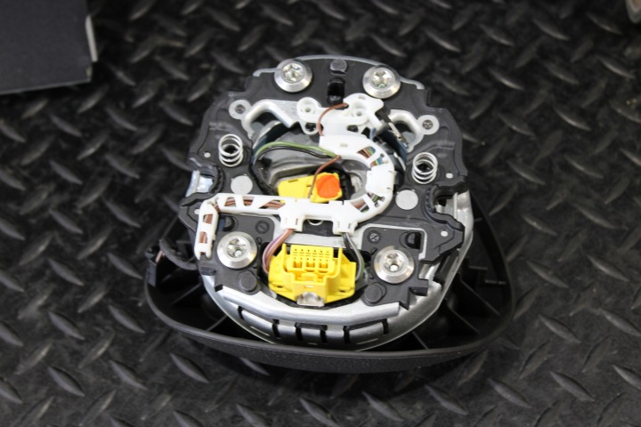 фото №6, Торпедо консоль подушка  подушки vw golf vii 7 5g0