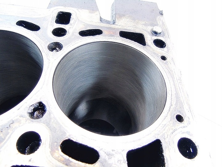 фото №10, Блок двигуна 55203242 1.3 d jtd panda doblo punto musa y corsa astra meriva