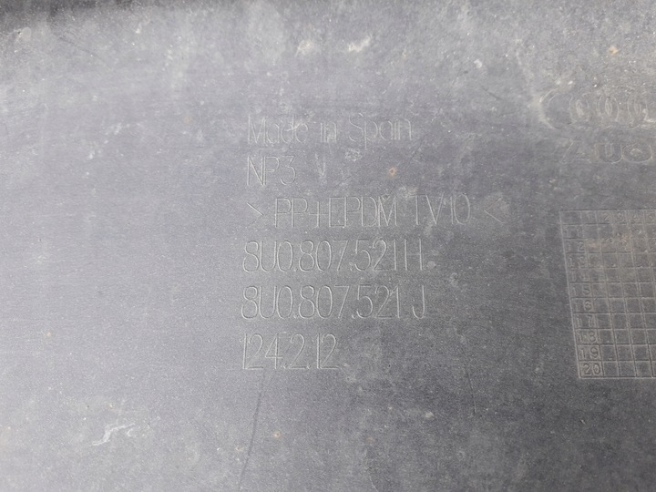 фото №11, Audi q3 1 i 11-14 дифузор спойлер бампера заднього 8u0807521h 8u0807521j