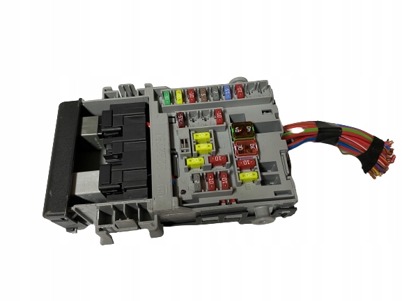 фото №1, Opel zafira c iii коробка предохранителей 13222786