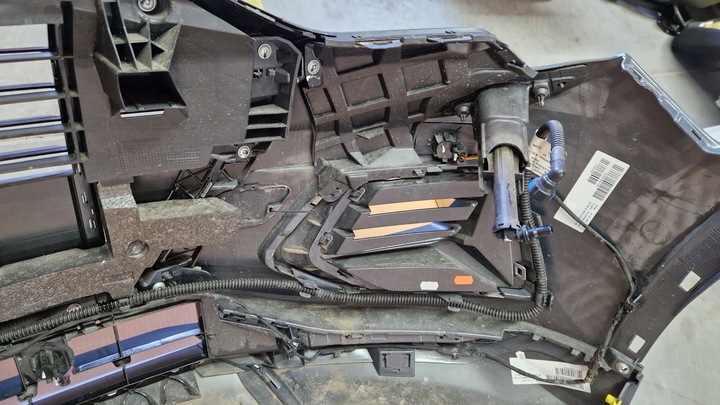 фото №9, Бампер audi q3 рестайлинг 83a w цвет lx7m pdcx4 bez покраска идеал