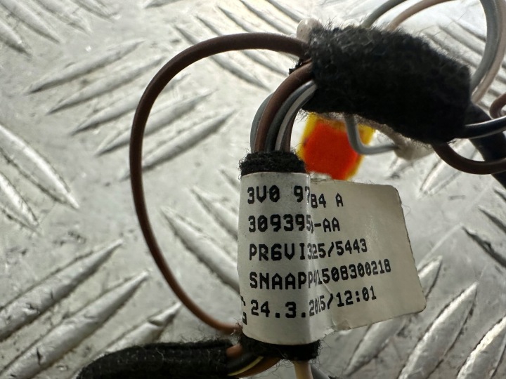 фото №11, Skoda fabia iii джгут установка подушка  3v0971584a