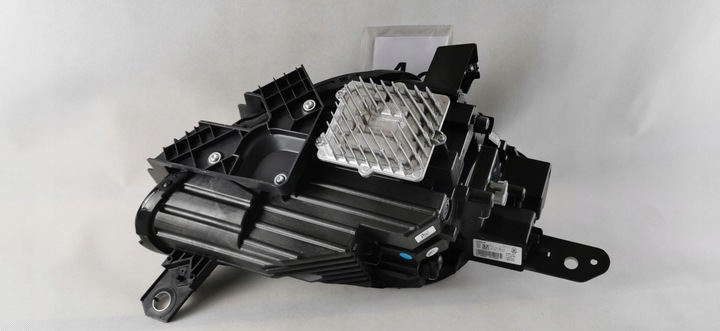 фото №7, Maserati grecale повний led лівий фара