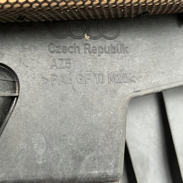 фото №8, Audi r8 захист двигуна ліва / права 420863082a