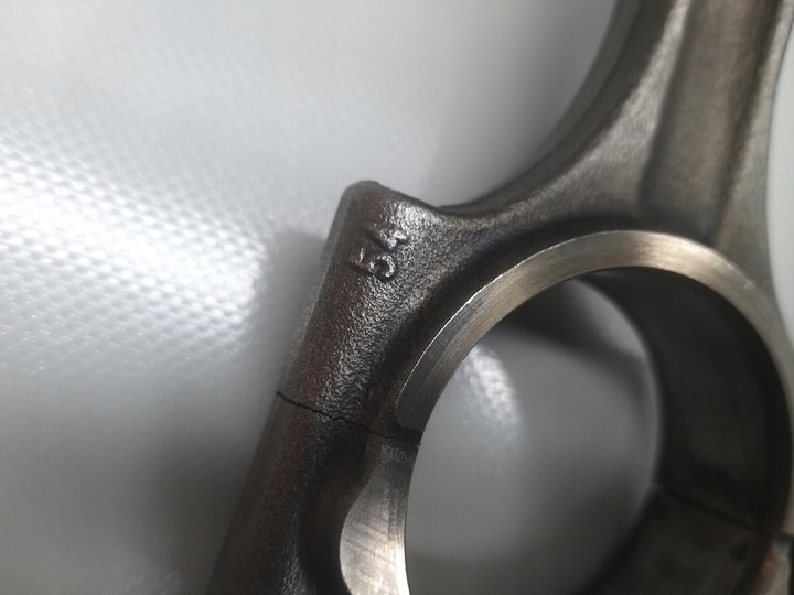 фото №8, Поршень шатун шату́н 2.4 d5 185km d5244t volvo xc90 i xc60 i s60 81l118 p121