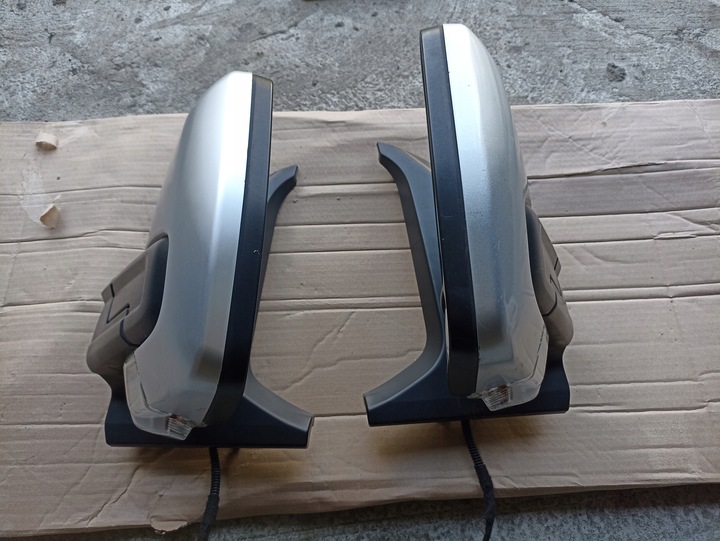 фото №11, Дзеркало зовнішні праві ліві перед 8 pin ford transit custom 16 r.