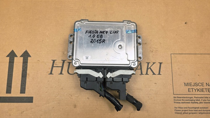 фото №9, Fiesta mk7 рестайлинг b-max 1.0 ecoboost 2015 год компьютер двигателя c1b1-12a650-ek