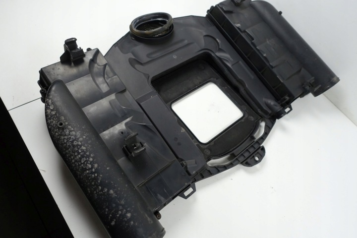 фото №8, Mercedes w209 корпус двигателя фильтр 3.0 v6 w211 2720100067