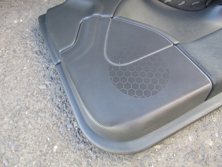 фото №10, 7 mercedes w203 sport купе оббивка двері права передня