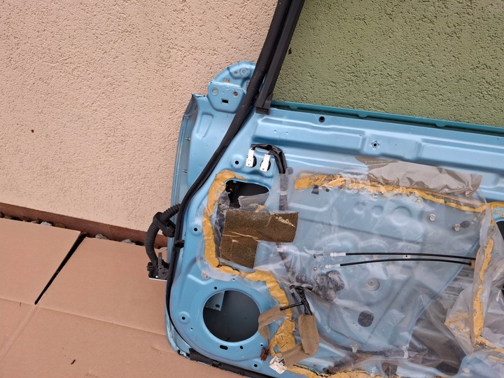 фото №10, Дверь передние nissan leaf i оригинал