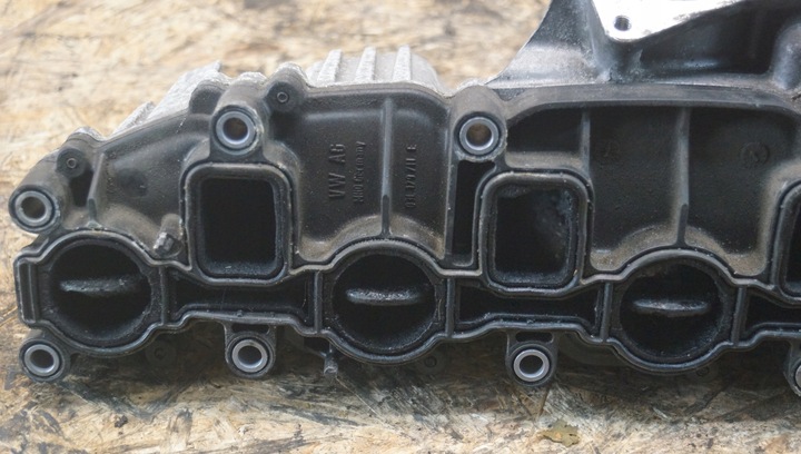 фото №10, Колектор всмоктуючий регулятор audi a3 8p 2.0 tdi 03l129711e 03l129086v