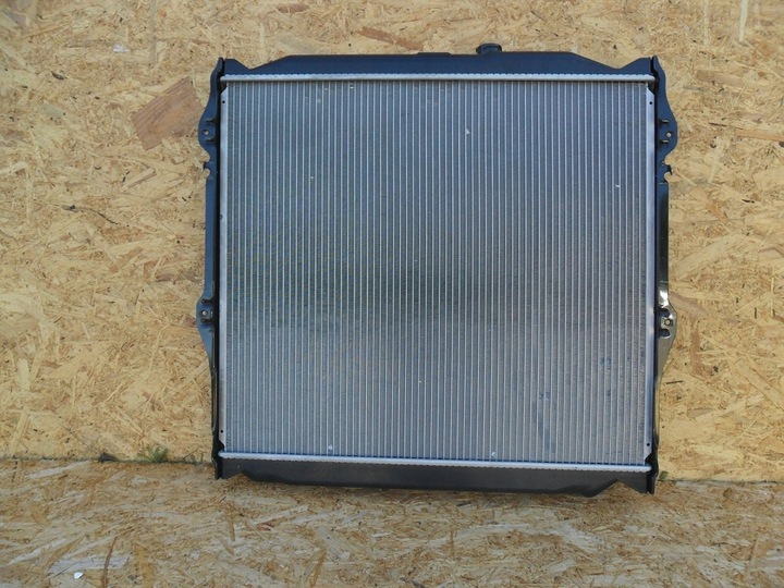 фото №10, Toyota land cruiser fj100 1998 1999 радіаторів води