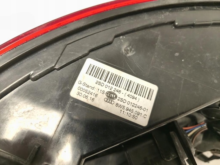 фото №13, Лампа правая задняя audi a4 8w2, b9 8w5945091c 2.0l дизель 110kw 2016