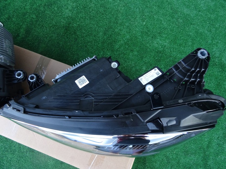 фото №8, Комплект лампа перед права ліва mercedes cls w257