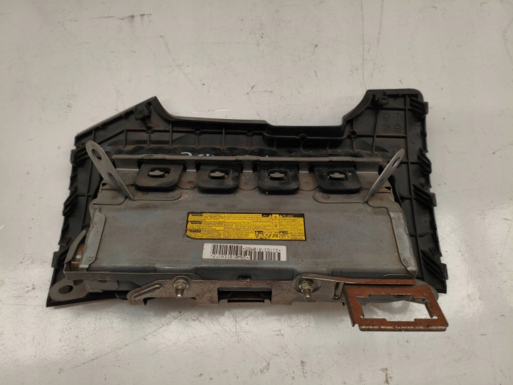 фото №10, Toyota avensis t27 подушка коленная 73900-05030