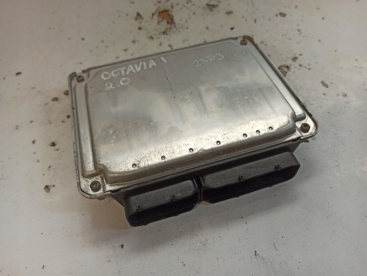 фото №9, Skoda octavia 2.0 блок управления двигателя 06a906032lc 0261207819