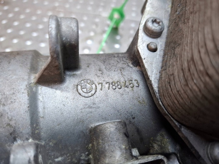 фото №7, Корпус фильтра масла 7788453 bmw e91 e90 e60 e61 x5 e70 e53 e65 3.0 d m57