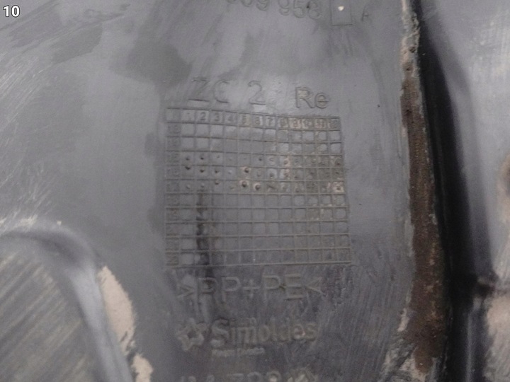 фото №11, Skoda fabia iii 3 6v0 14-21 рестайлінг підкрилок обшивка ніша колеса праві перед