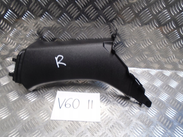 фото №1, Volvo v60 ii защита обшивка стойка правая 31479241