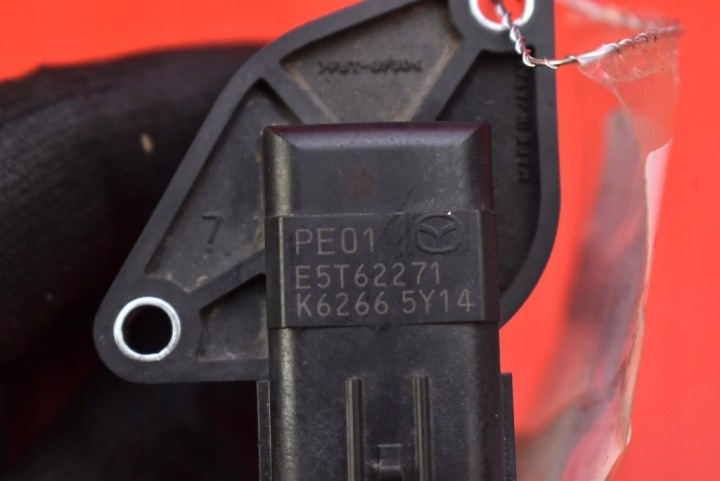 фото №6, Витратомір e5t62271 mazda mx5 mx-5 4 iv nd 2.0 skyactiv 160 km 15-18
