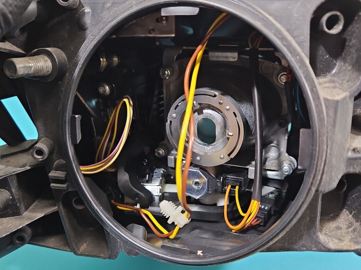 фото №11, Фара левый лампа перед citroen c4 grand picasso ii 13-16 европа