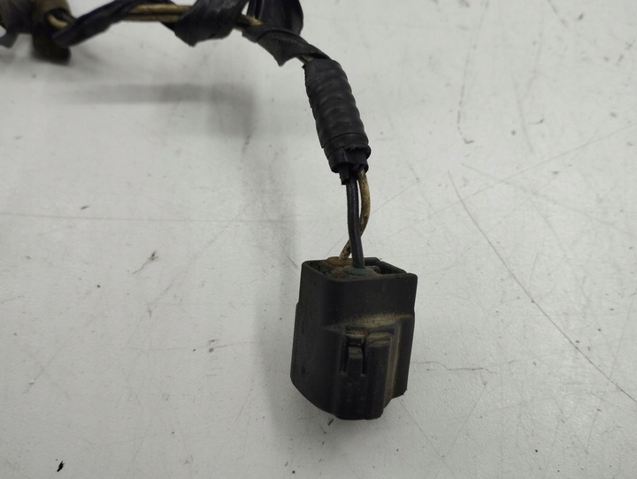 фото №9, Toyota avensis t250 2004 жгут двигателя 8212105720