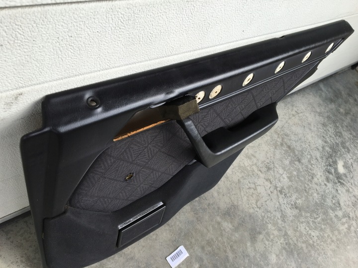 фото №5, Боковина дверь правые зад чёрный mercedes w124 sedan