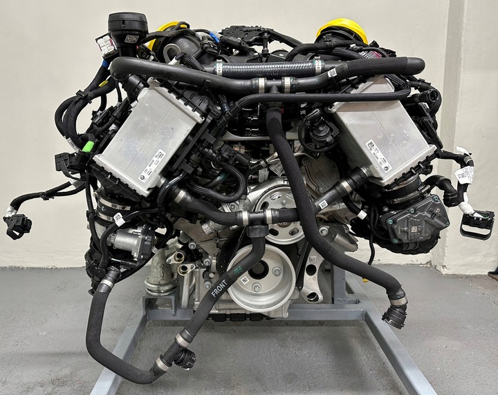 фото №6, Bmw g70 g05 f95 m5 g90 g09 заводской новый комплектный двигатель s68b44a s68x