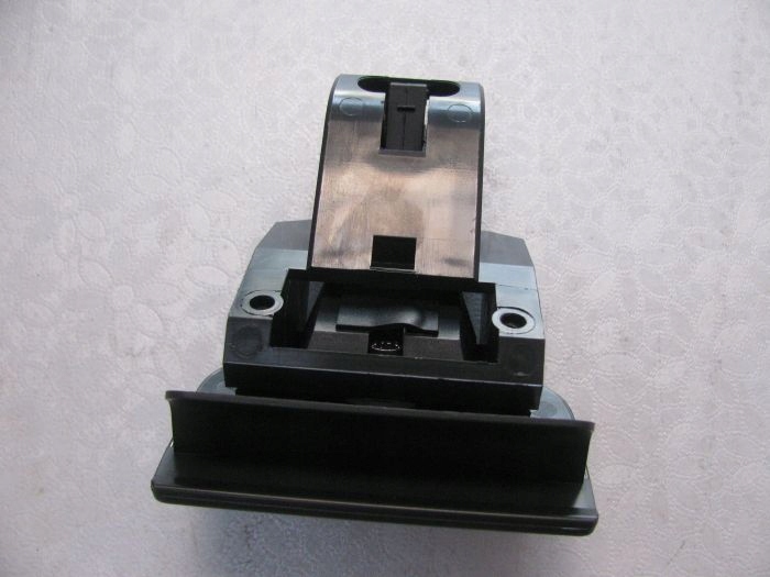 фото №8, Vw polo 6q замок бардачка консоли 6q0857131d