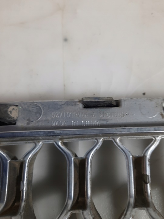 фото №10, Jeep grand cherokee wk2 15- решётка решётка радиатор левая правая usa