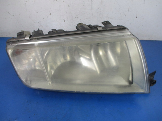 фото №1, Skoda fabia i лампа фара правый hella оригинал