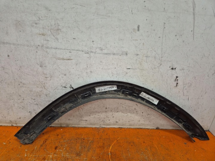 фото №5, Mercedes gle w 167 amg 19- купе молдинг крыльев зад правое a1678800206